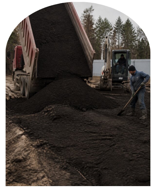 Завоз плодородного грунта с доставкой для участка в Спасске-Дальнем